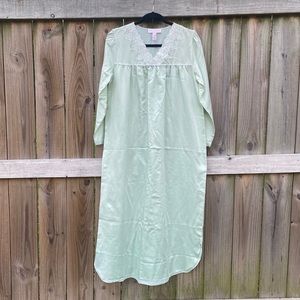 Oscar De La Renta Pink Label Mint Green Embroidered Nightgown